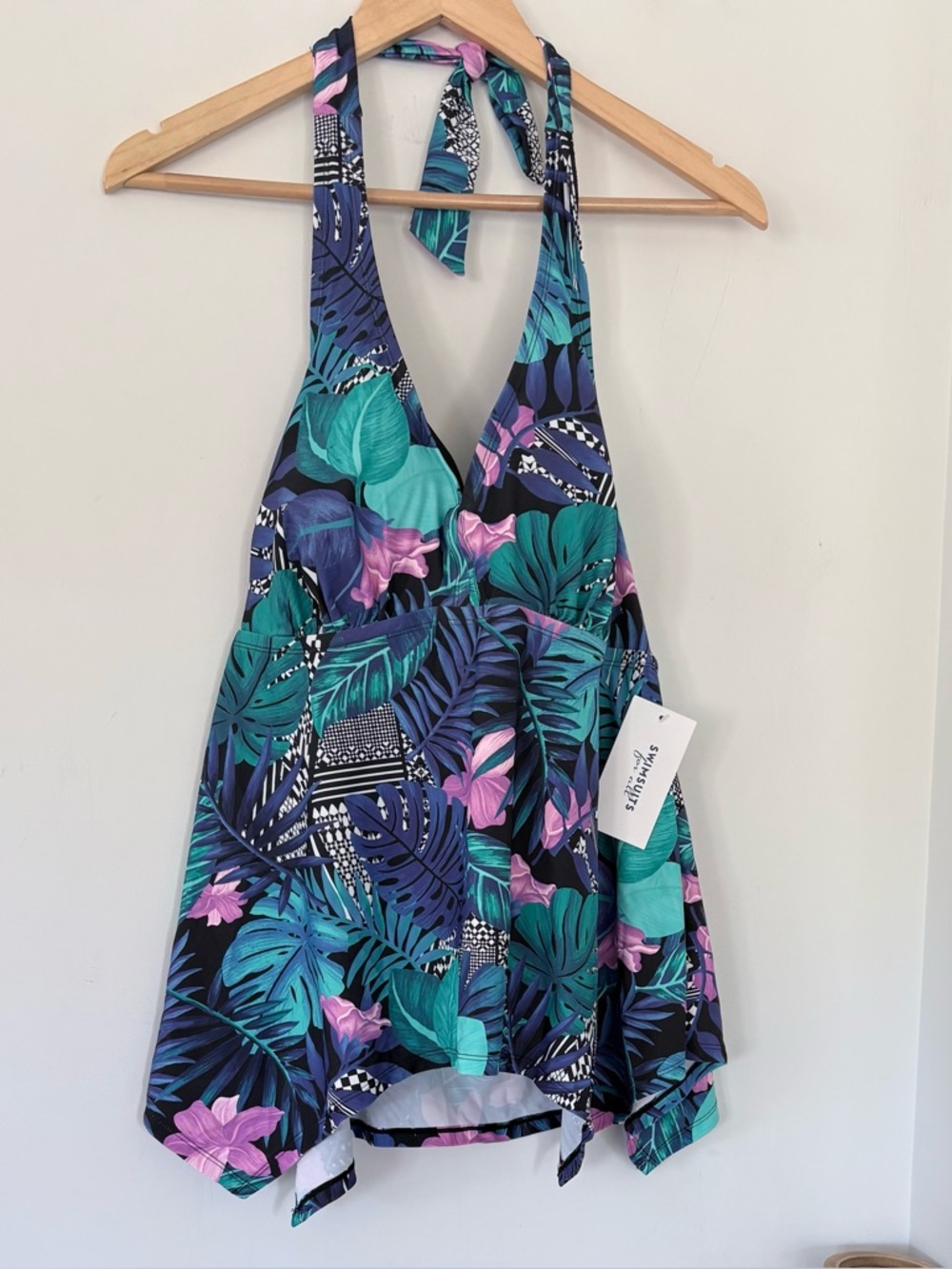 NWT Sz 16 Tropical Floral Halter Tie Swim Top Nylon Spandex SWIMSUITS FOR ALL